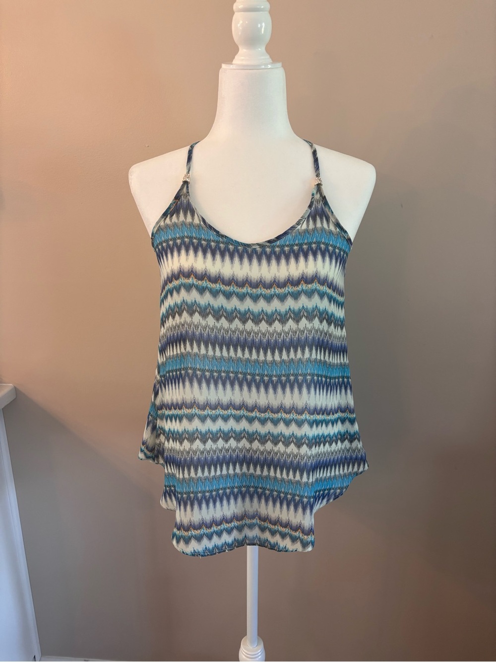 Iz Byer Blue and White Zigzag Strappy Camisole